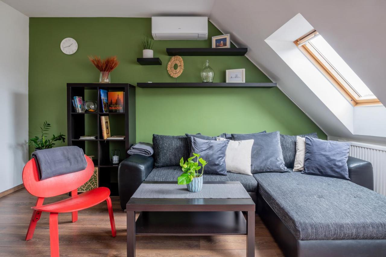 Floral Apartment - New In Town Budapest Eksteriør billede