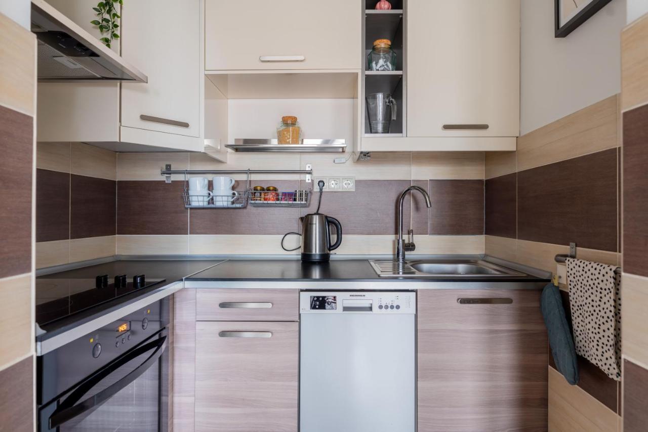Floral Apartment - New In Town Budapest Eksteriør billede